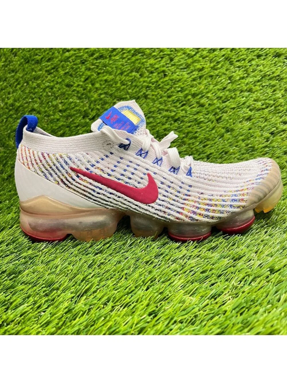 Nike Air VaporMax Flyknit 3 Light Violet Womens Size 7.5 Running Shoes Sneakers